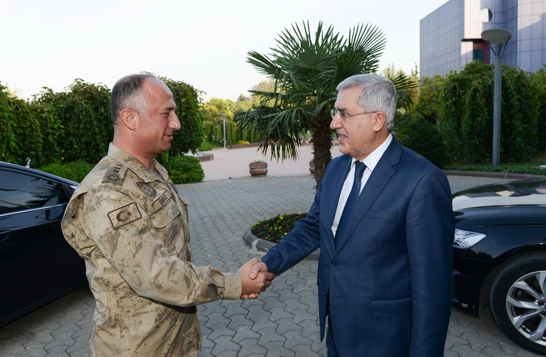 Kahramanmaraş İl Jandarma Komutanı Öksüz, Üniversitemiz Rektörü Can’ı Ziyaret Etti