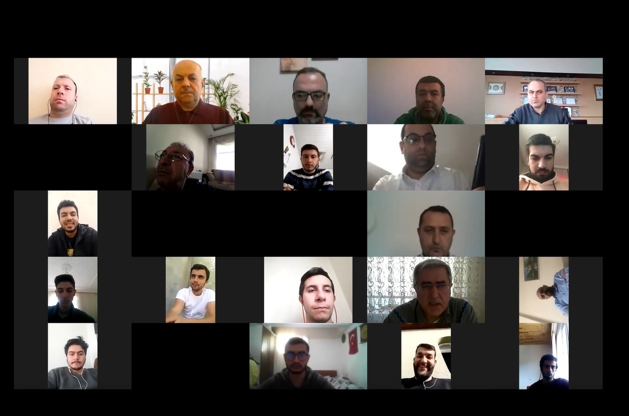 Üniversitemiz Mezunları Başarı Hikâyelerini Öğrencilerimizle Paylaştı