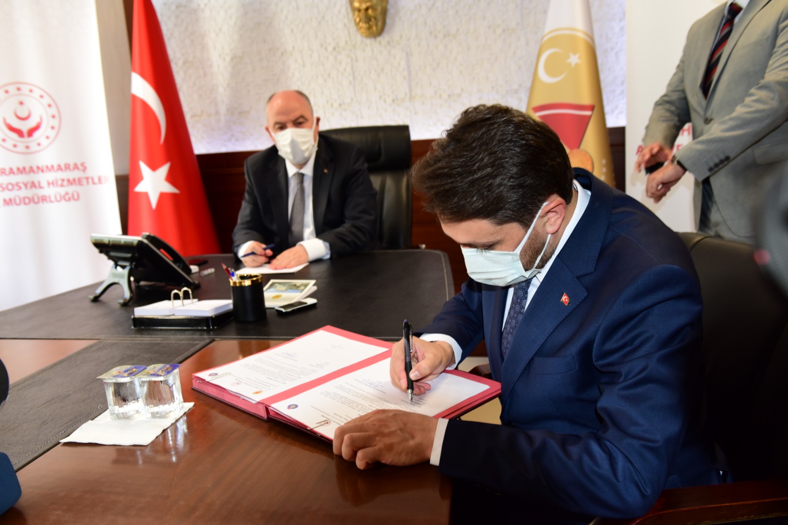 Üniversitemiz ile Kahramanmaraş Aile ve Sosyal Hizmetler İl Müdürlüğü Arasında Koruyucu Aile ve Yanlarındaki Çocuklara Sunulan Hizmet Kalitesinin Artırılması Amacıyla Protokol İmzalandı