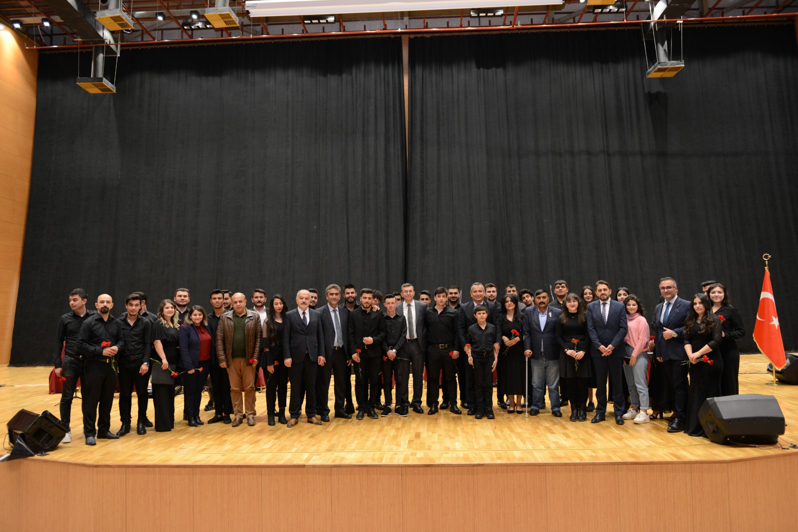 KSÜ’de Çanakkale Zaferi’nin 107. Yılı Anısına Konser Düzenlendi