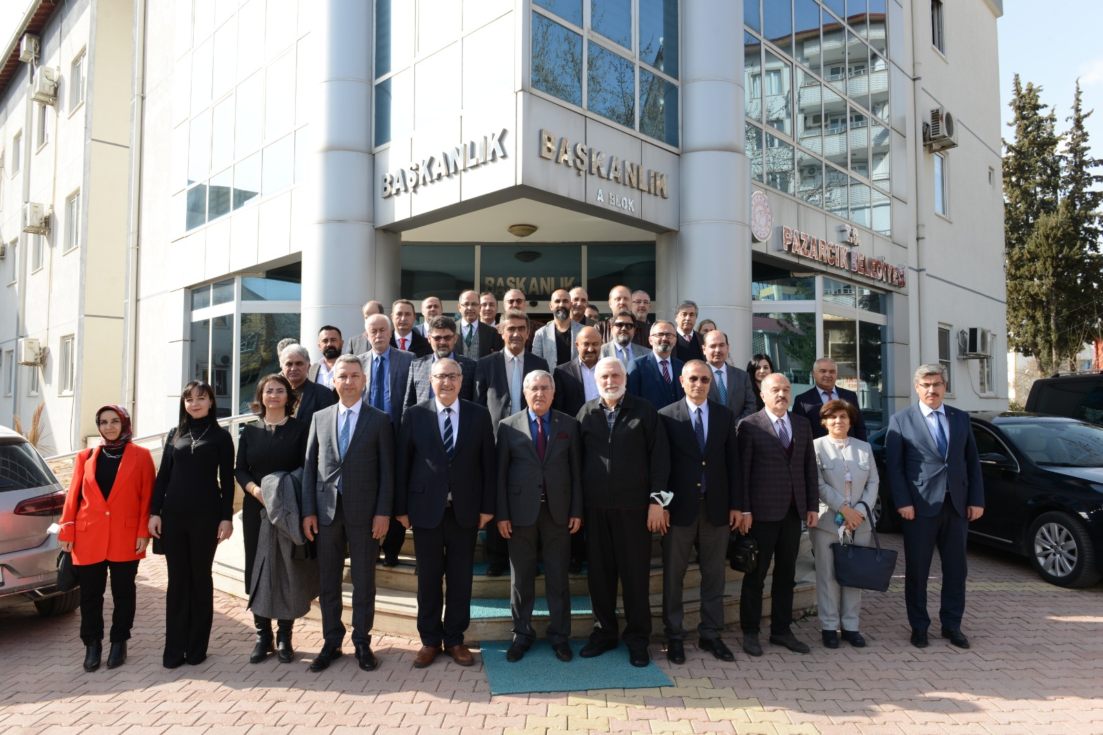 Üniversitemiz Rektörü Prof. Dr. Niyazi Can, Pazarcık Kaymakamı Kıyıcı ve Belediye Başkanı Yılmazcan İle Bir Araya Gelerek İlçedeki Eğitim Konularını Görüştü