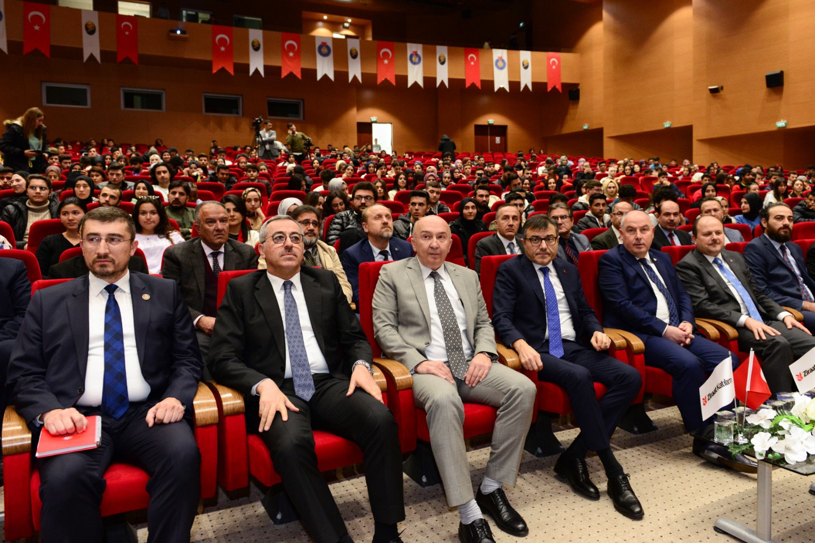 Bankacılık ve Sigortacılık Programı Olarak  “Katılım Finans Alanında Kariyer Fırsatları” Konulu Panele Katıldık.