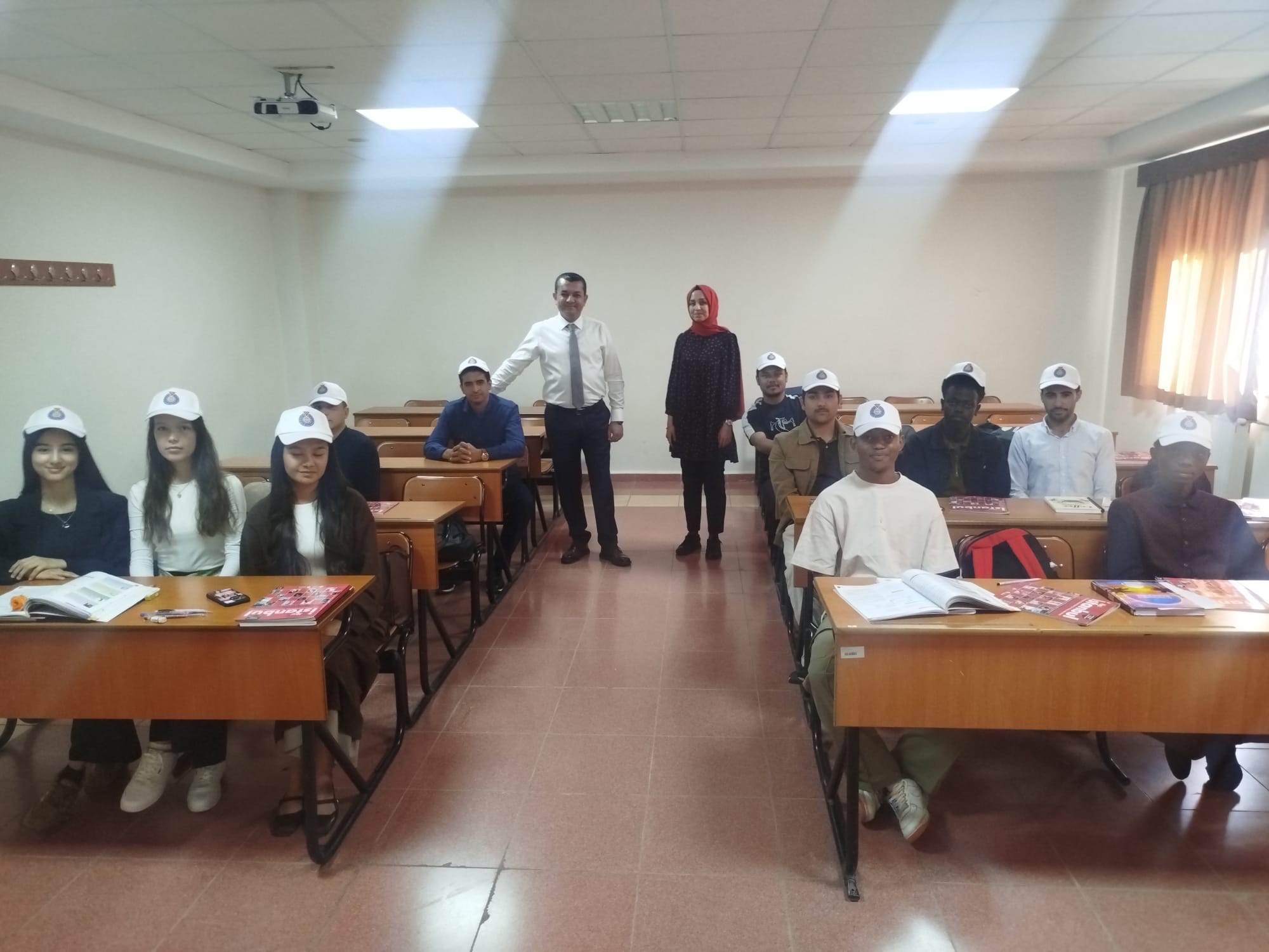 KSÜ TÖMER’de Anlamlı Ziyaret: Prof. Dr. Burak Telli Öğrencilerle Bir Araya Geldi