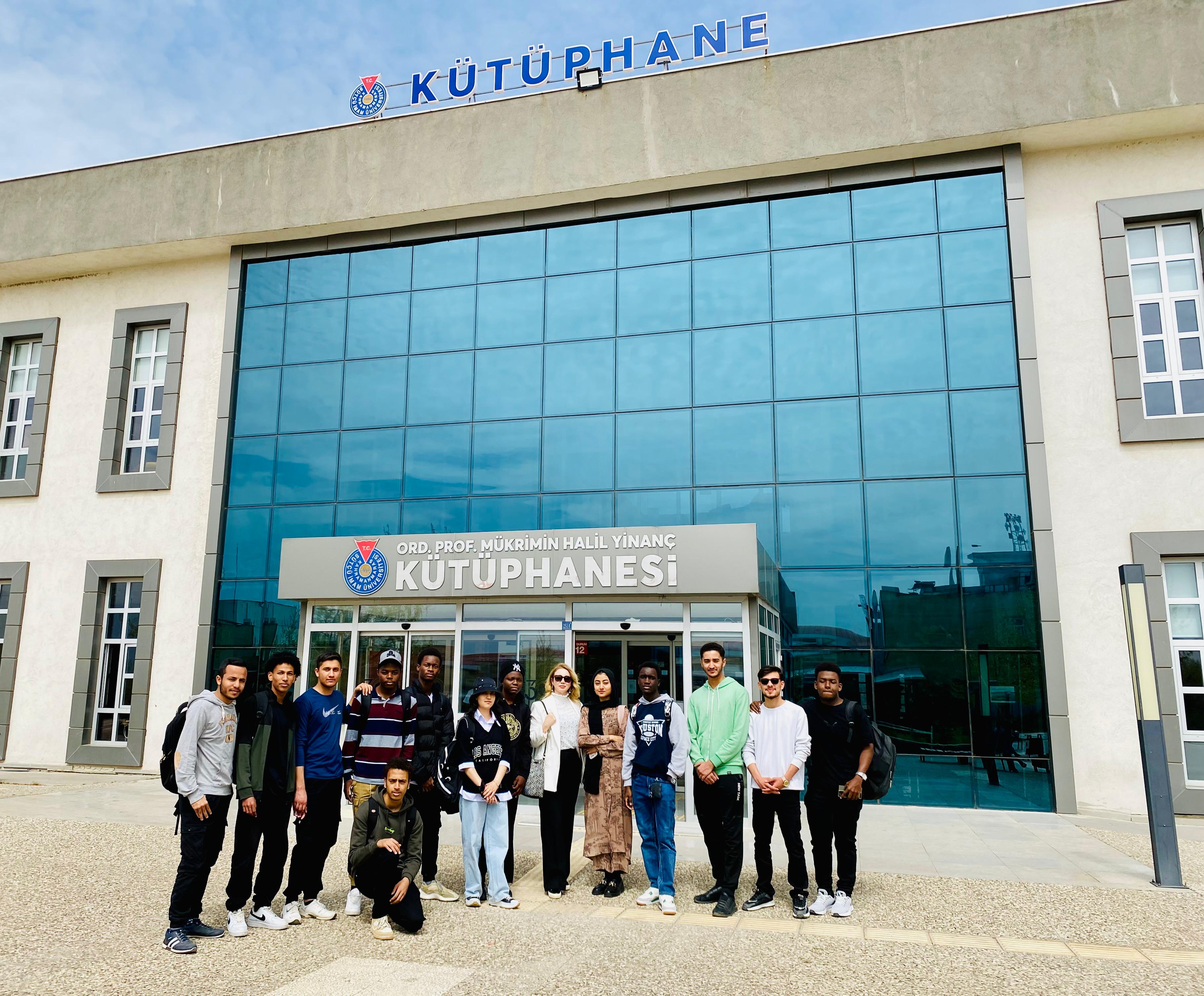 TÖMER 27.03.2025 tarihinde Üniversitemiz Ord. Prof. Mükrimin Halil Yinanç Kütüphanesine ziyaret gerçekleştirdi.