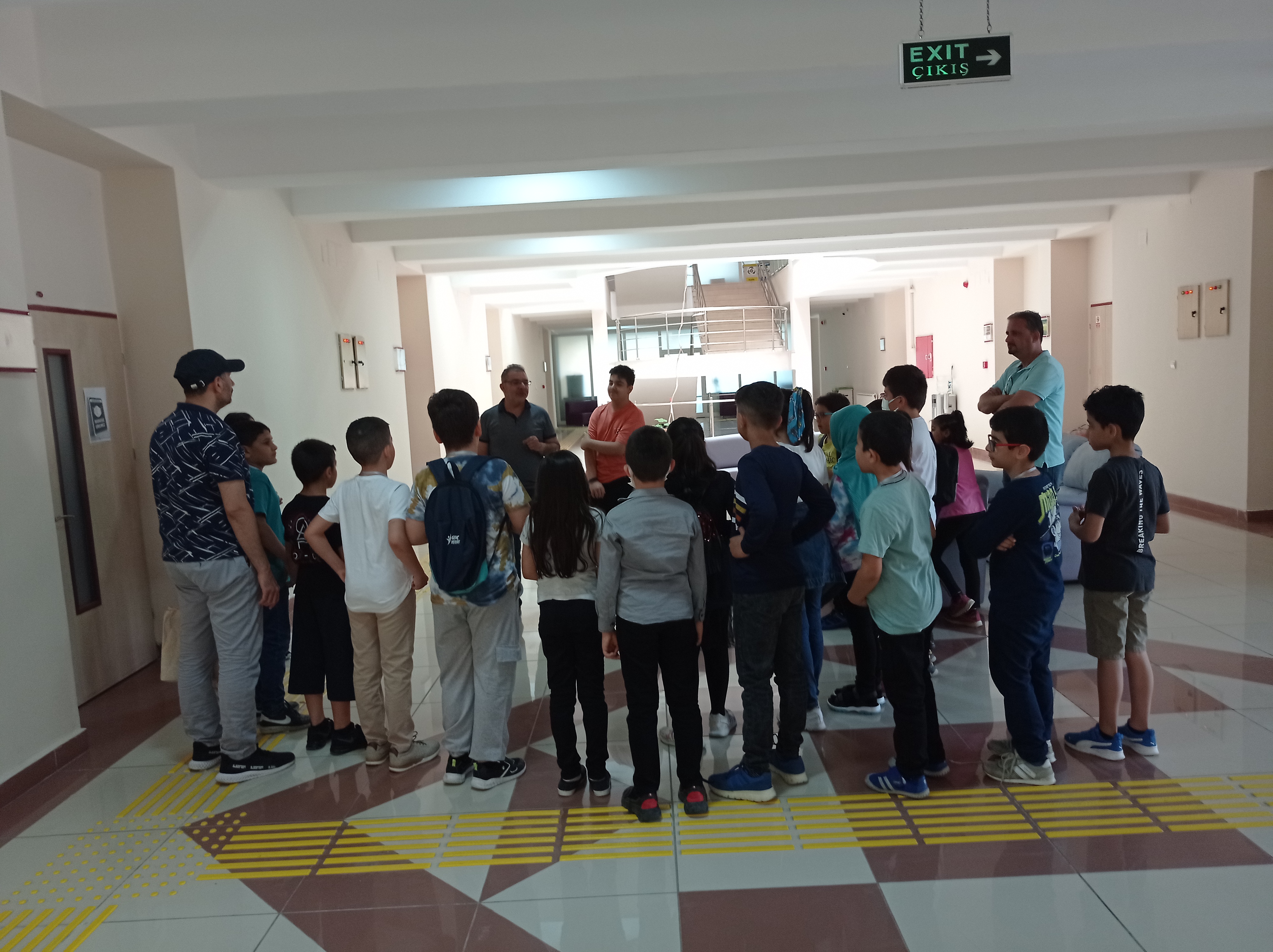 KSÜ Çocuk Eğitimi Uygylama ve Araştırma Merkezi STEM Uygulamaları- Robotik Kodlama Eğitimi 30.04.2022