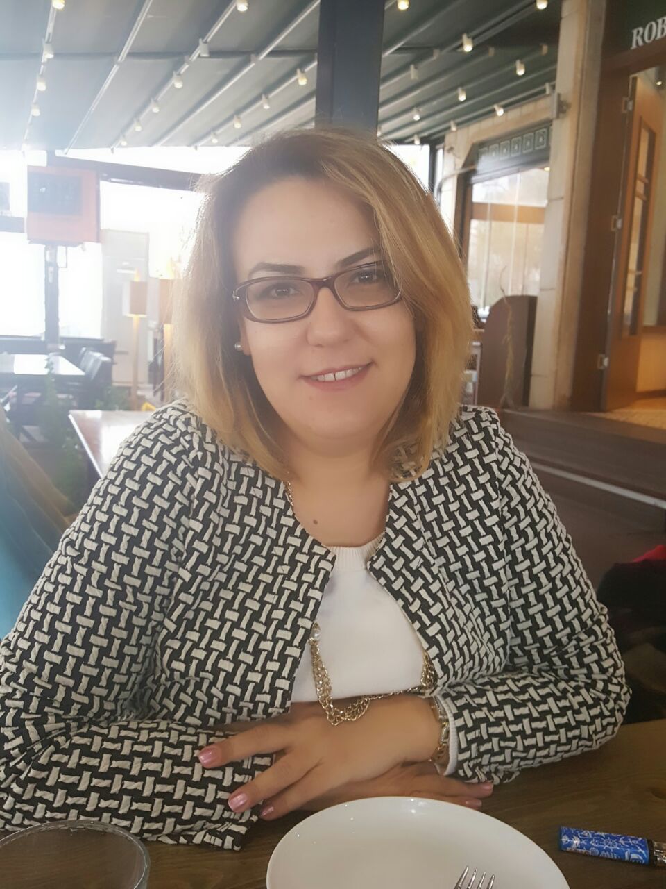 ZÜMRÜT HATİCE ŞEKKELİ