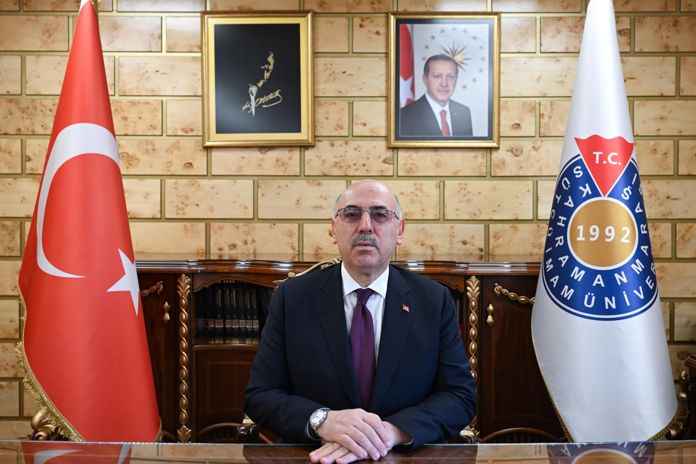 Prof. Dr. Prof. Dr. Mahmut AK