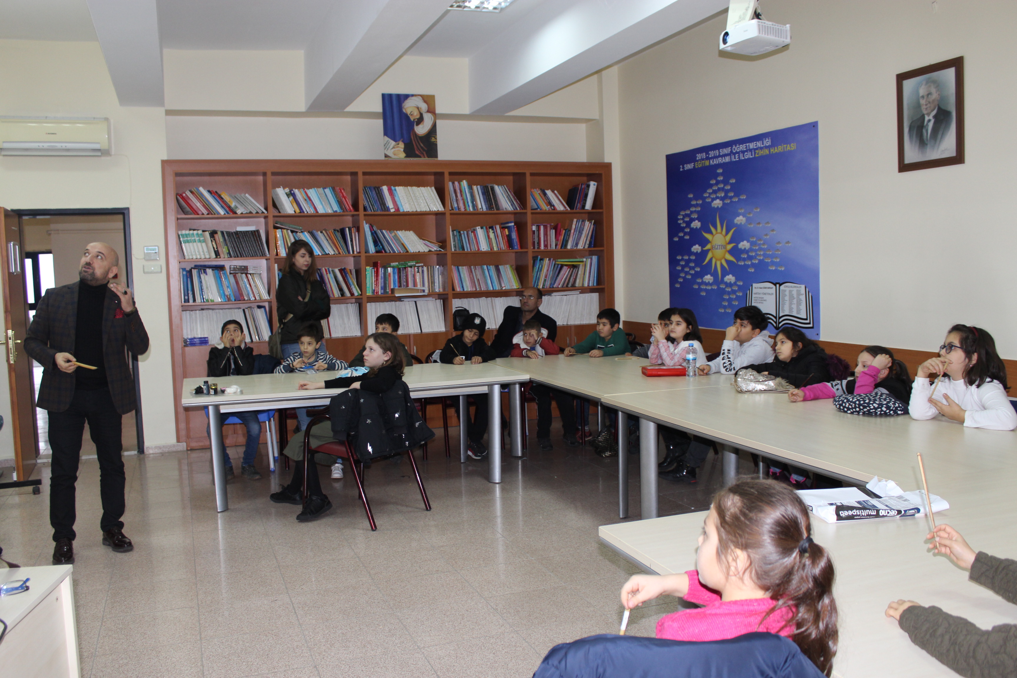 2019 Güz Dönemi Çocuk Eğitimi Uygulama ve Araştırma Merkezi Eğitim-Öğretim Faaliyetleri Hat-Estetik-İslam Estetiği 