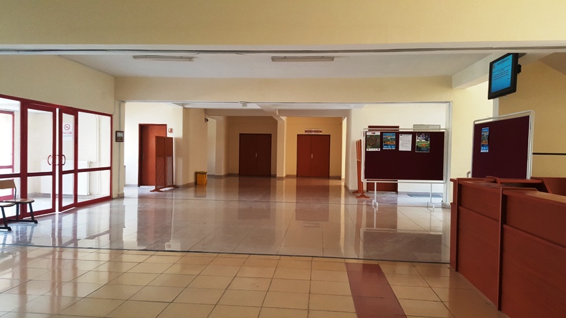 Amfiler, konferans salonları