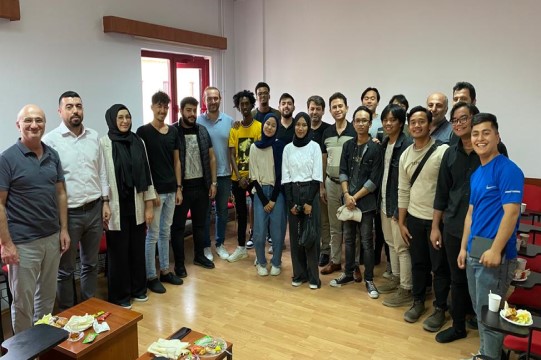 Bölümdeki Yabancı Öğrencilerle Tanışma Toplantısı