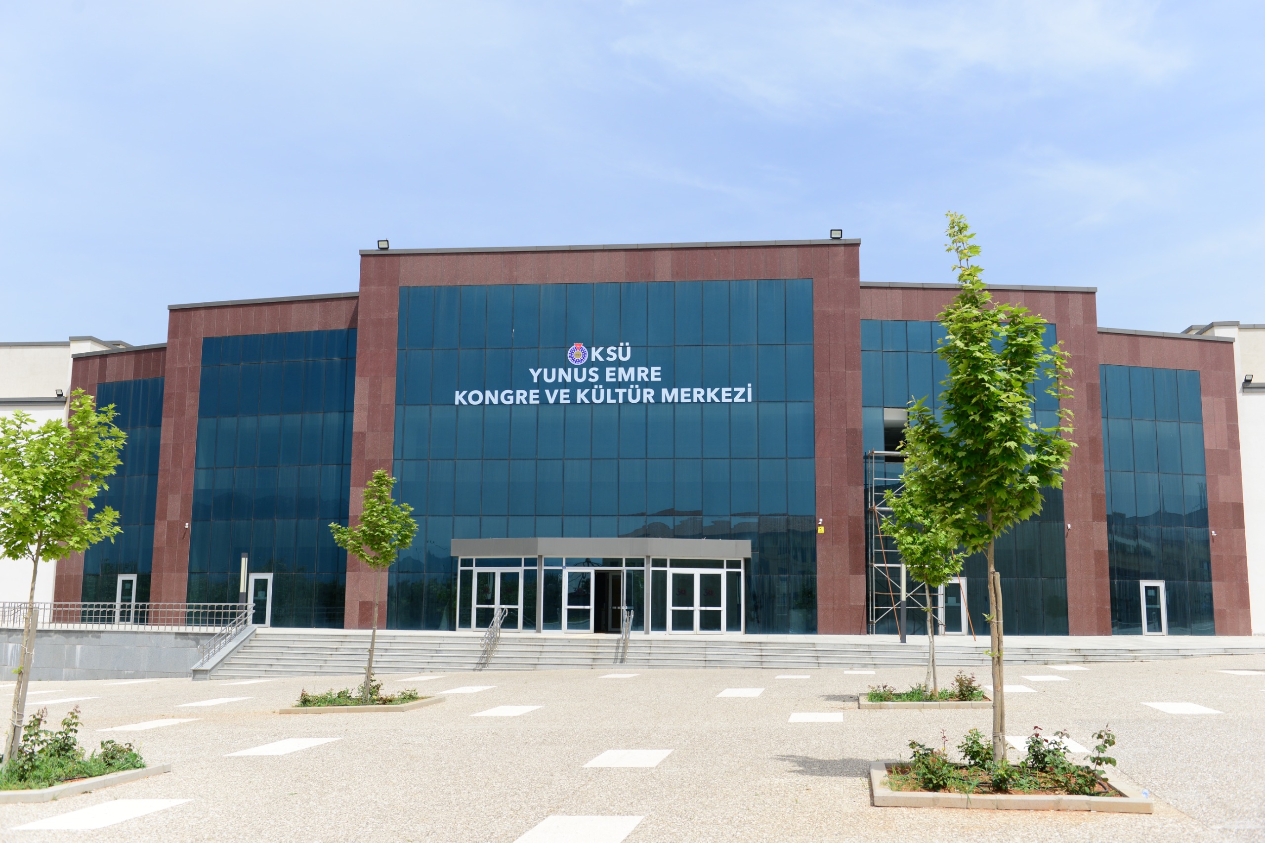 Yunus Emre Kongre Ve Kültür Merkezi