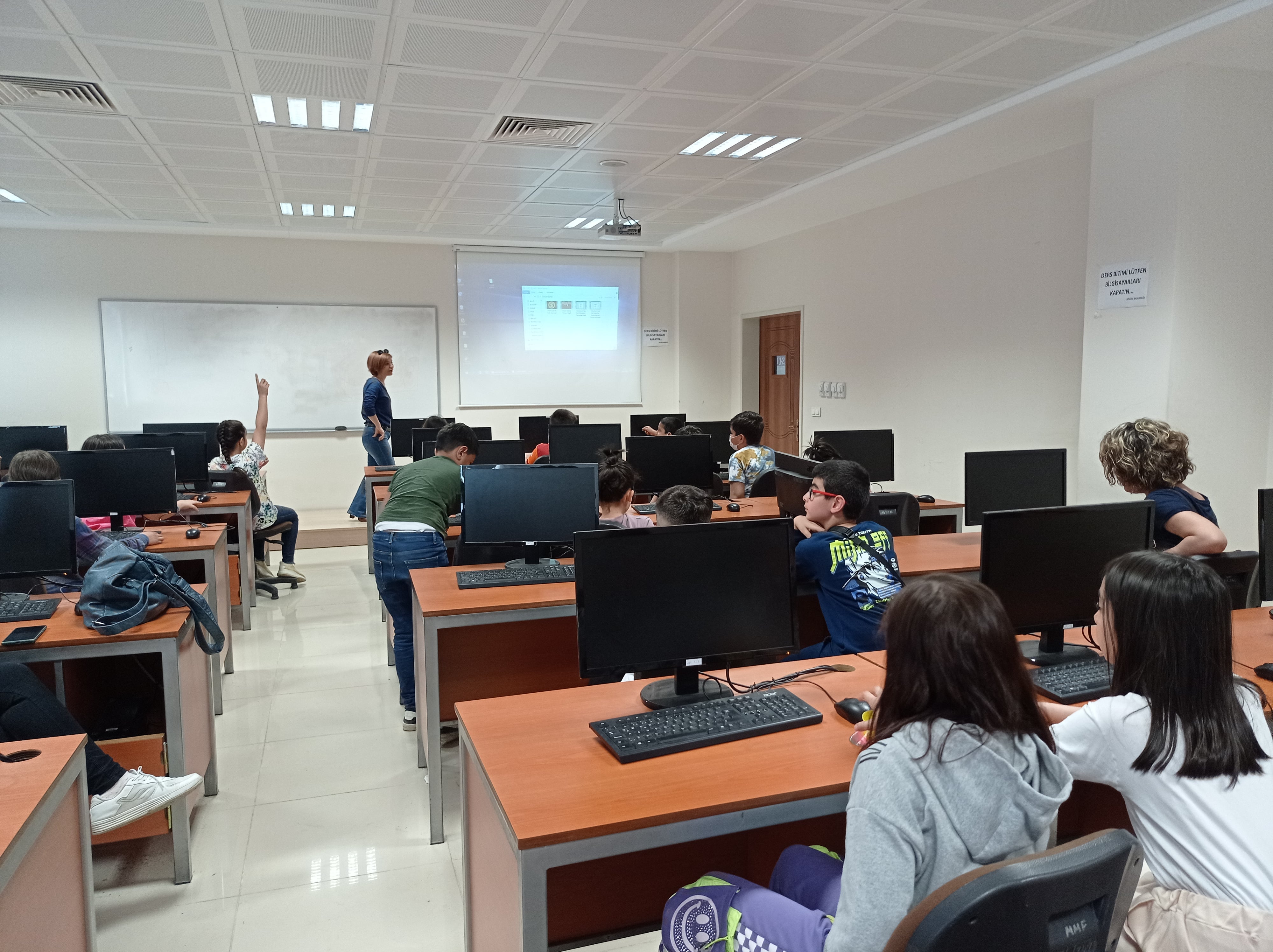 KSÜ Çocuk Eğitimi Uygulama ve Araştırma Merkezi  'Çocuklarda Toplumsal Cinsiyet Eşitliği' Eğitimi 24.04.2022 