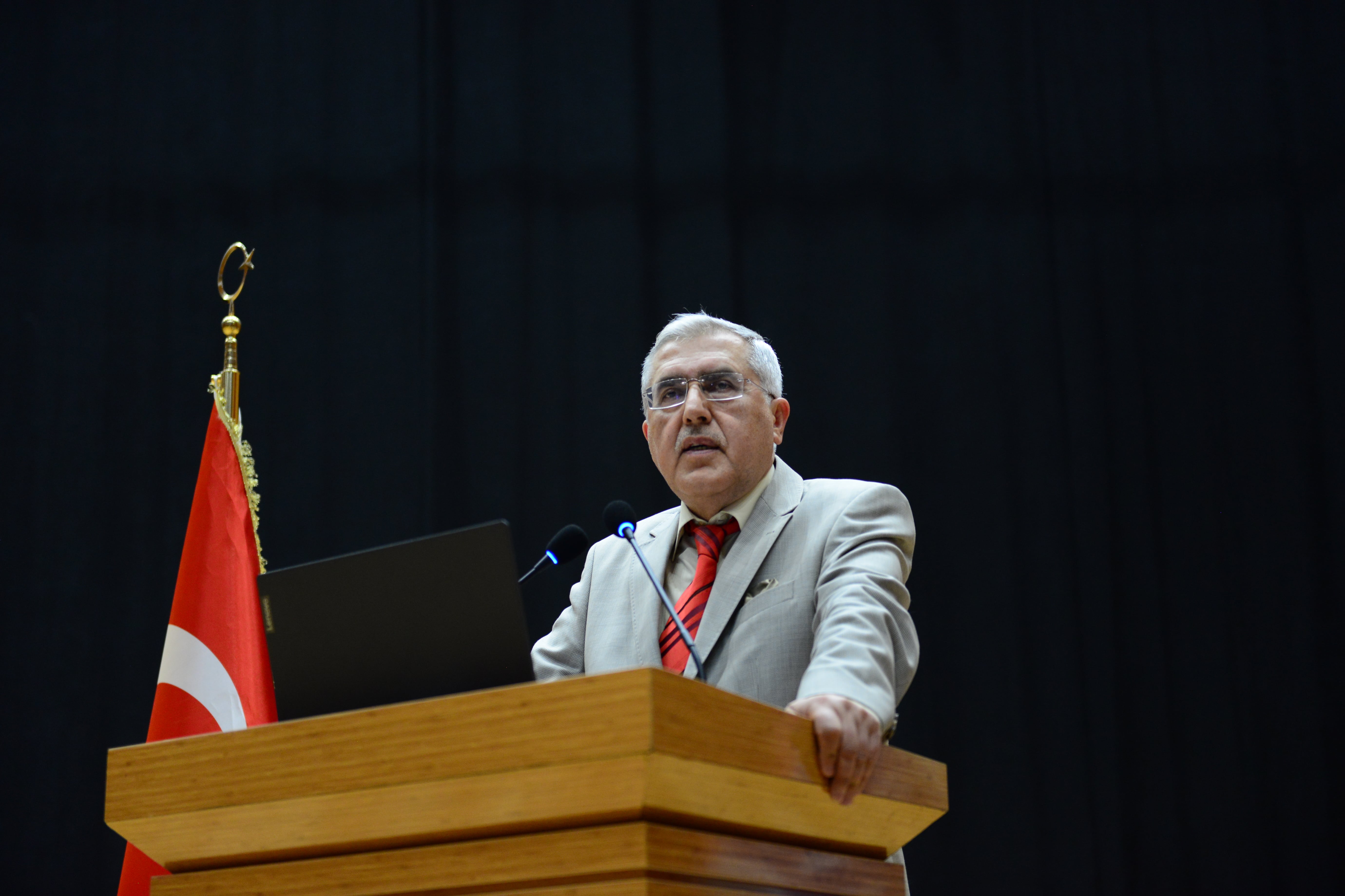 KSÜ Rektörü Prof. Dr. Niyazi CAN 