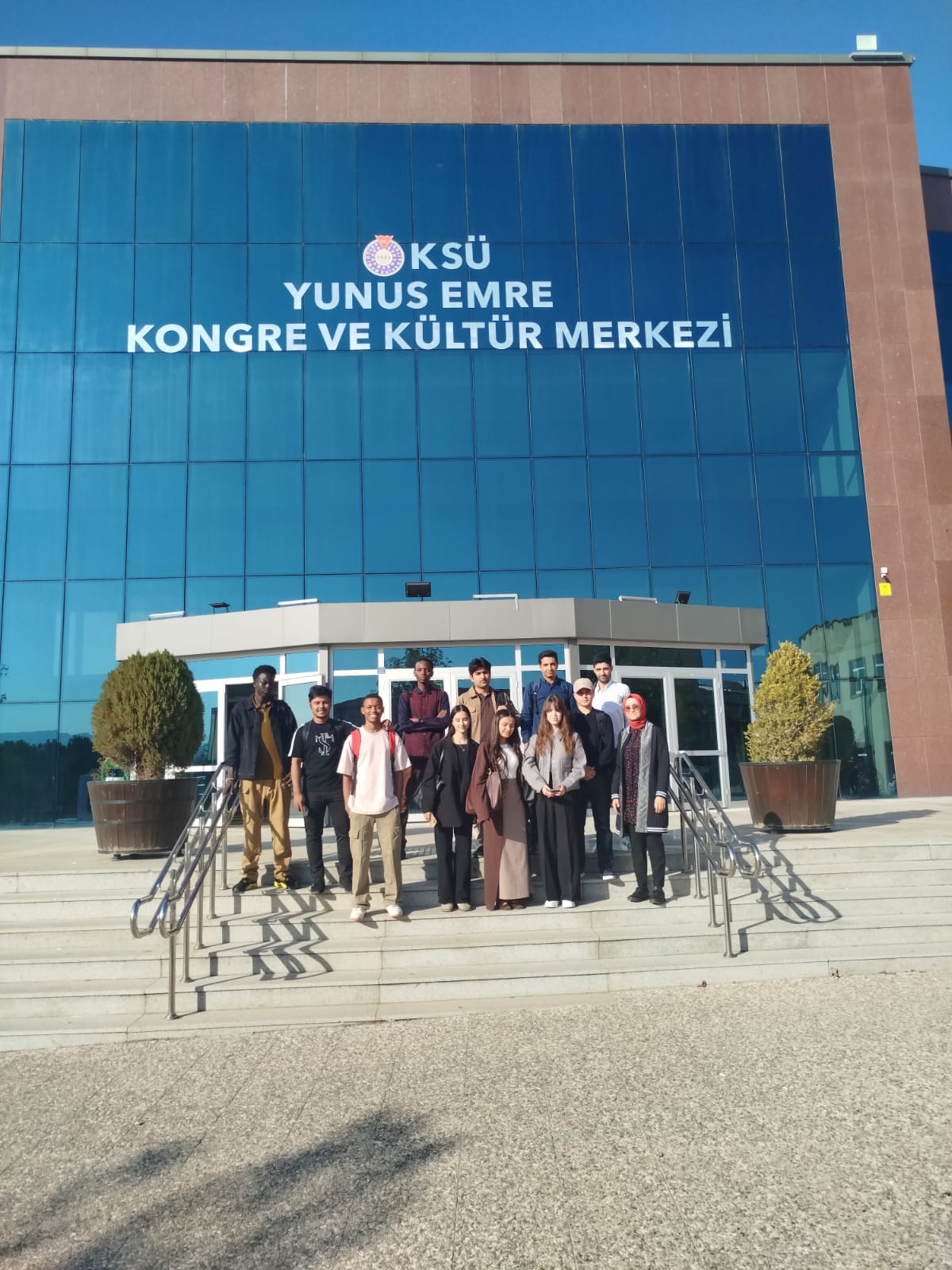 KSÜ TÖMER öğrencileri, Öğr. Görevlisi Bilge DOĞAN eşliğinde Üniversite Gezisi Yaptı.